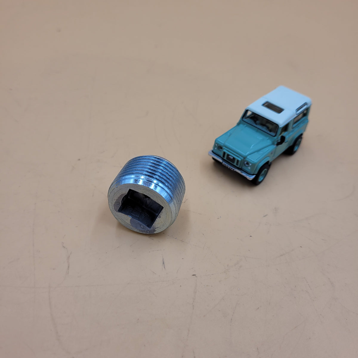 LR DEFENDER DISCOVERY I RRC Drain Plug Transfer Box & Differential 608246
