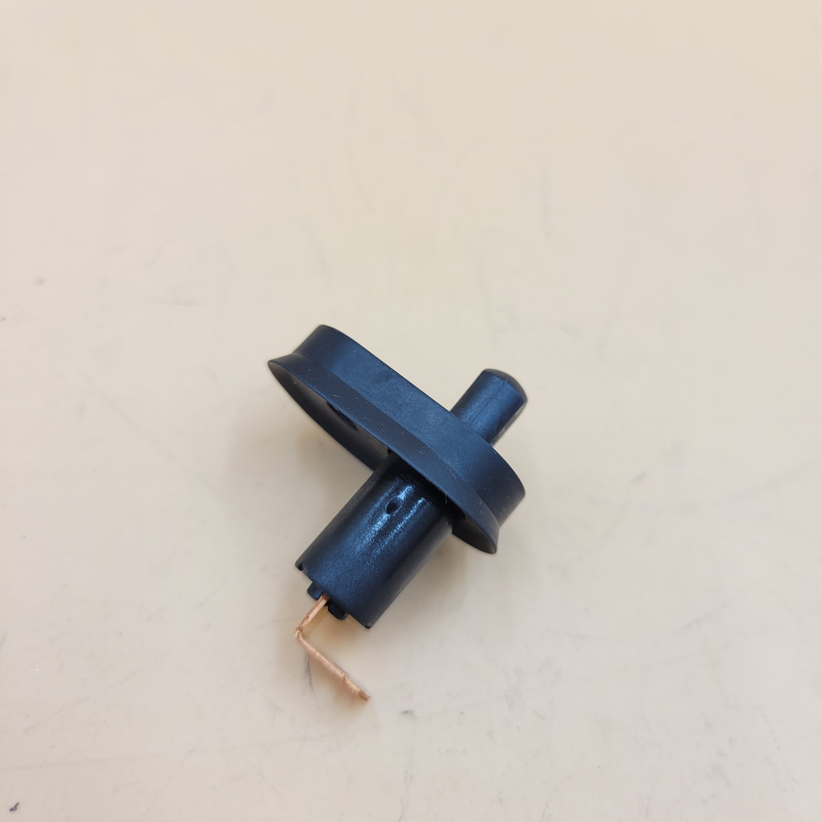 LR DEFENDER 90 & 110 SIDE DOOR INTERIOR COURTESY LIGHT SWITCH OEM AFU4241LG