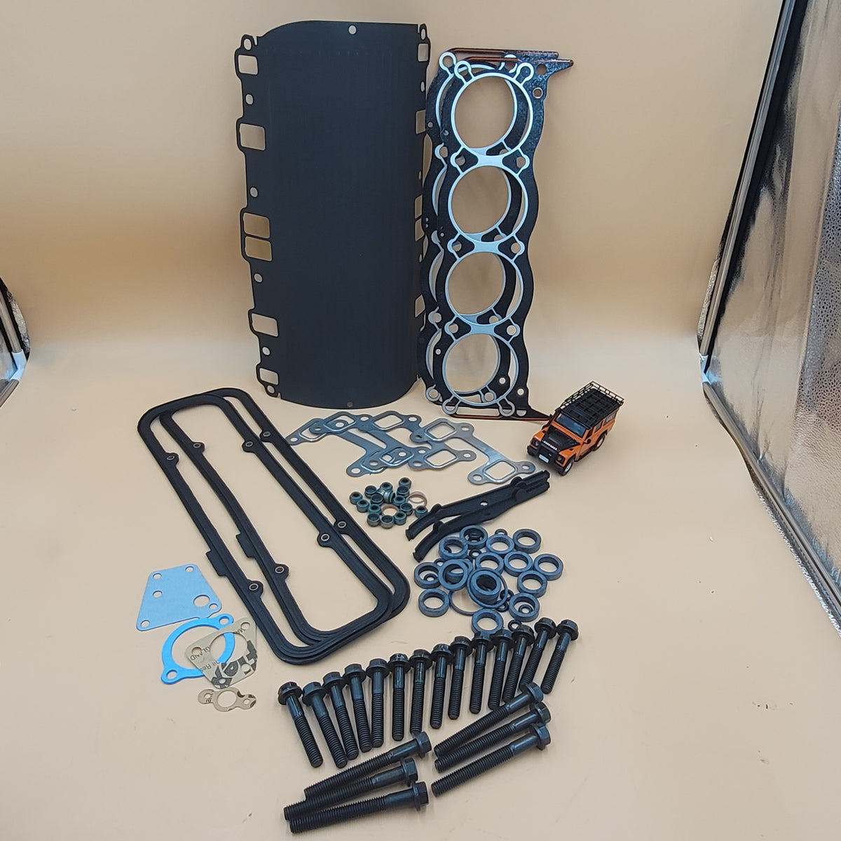 LAND ROVER DISCOVERY 2 HEAD GASKET SET WITH HEADBOLT SET STC4082 ERR2943 ERR2944