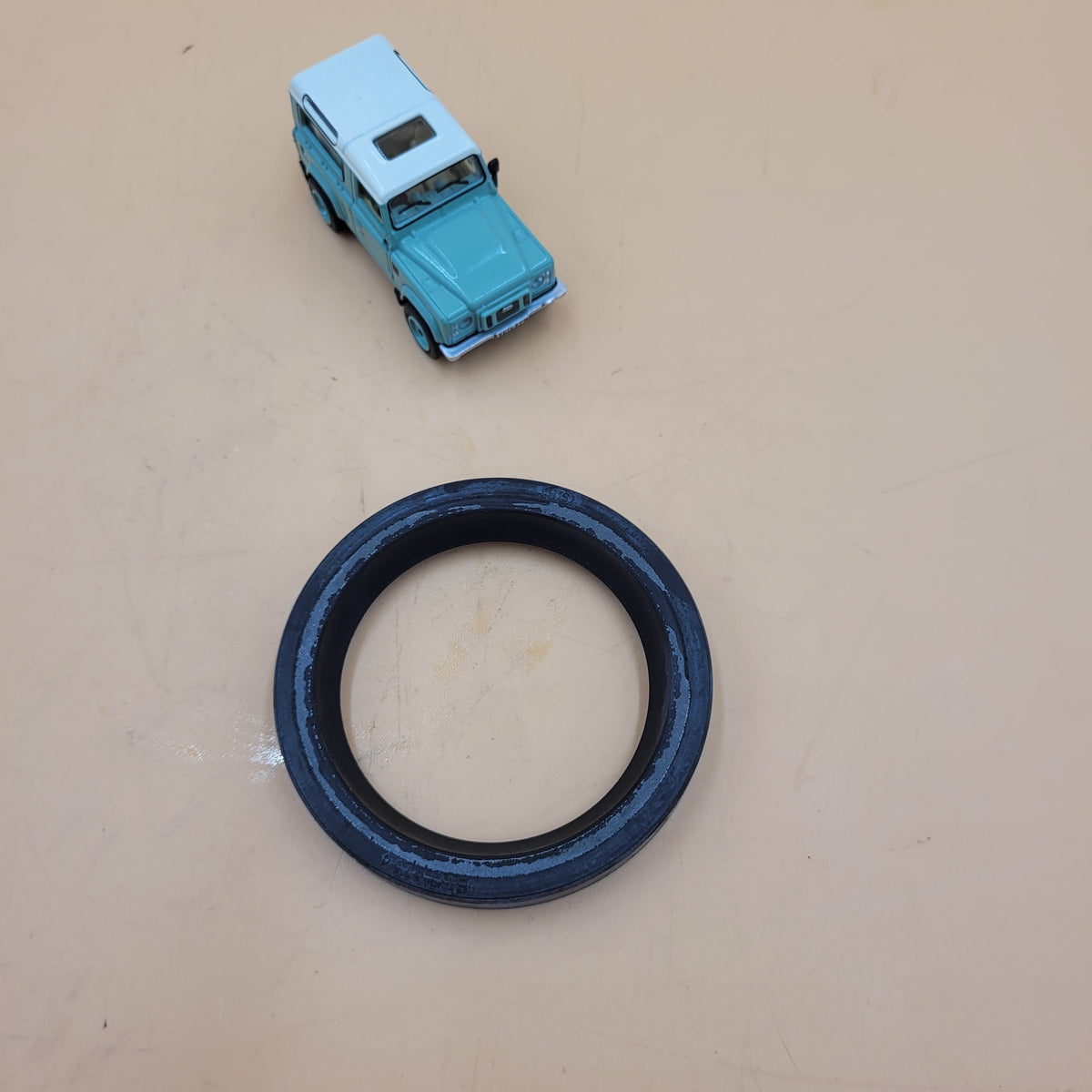 LR DEFENDER DISCOVERY RRC 200TDi Front Cover Oil Seal BR1870 / ETC4154
