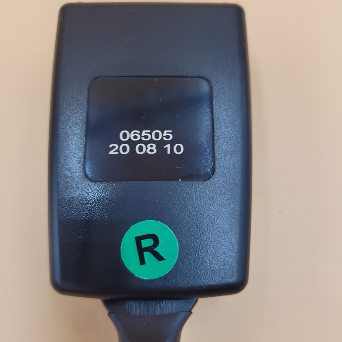 LR SERIES III DEFENDER 87-06 Right Seat Belt Short End Part BTR4372