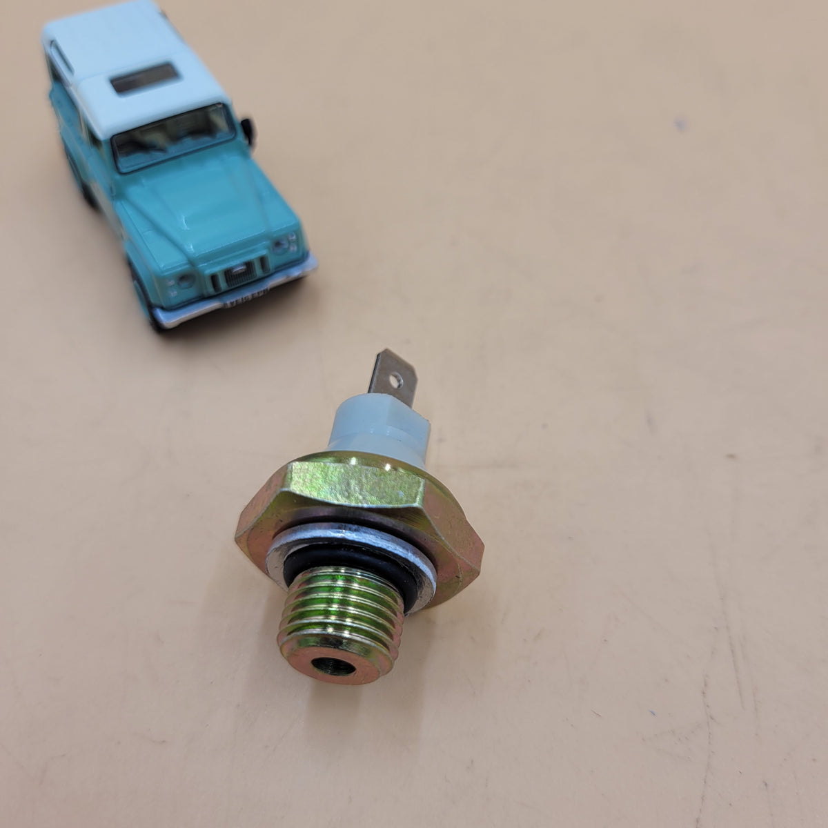 Land Rover Range Rover County LWB 1995 Engine Oil Pressure Switch Part STC4104