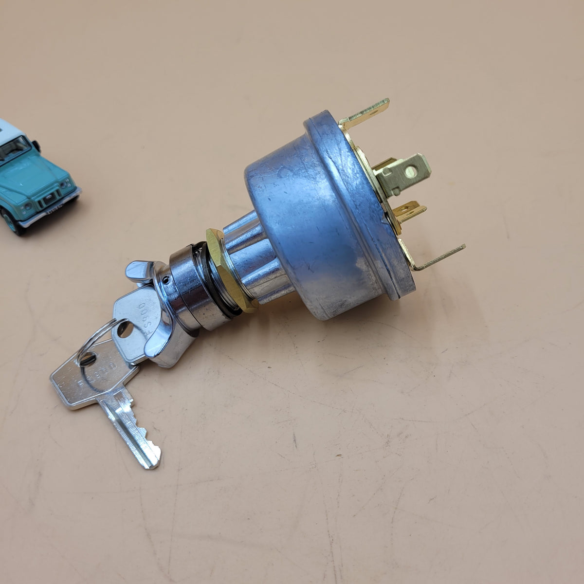 Ignition switch for all diesel models with a non-locking ignition switch Part PRC2734