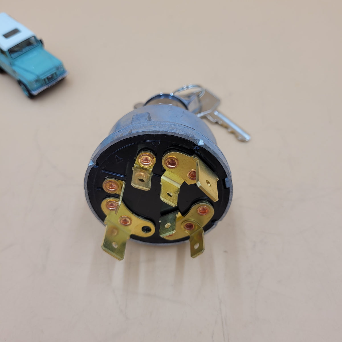 Ignition switch for all diesel models with a non-locking ignition switch Part PRC2734