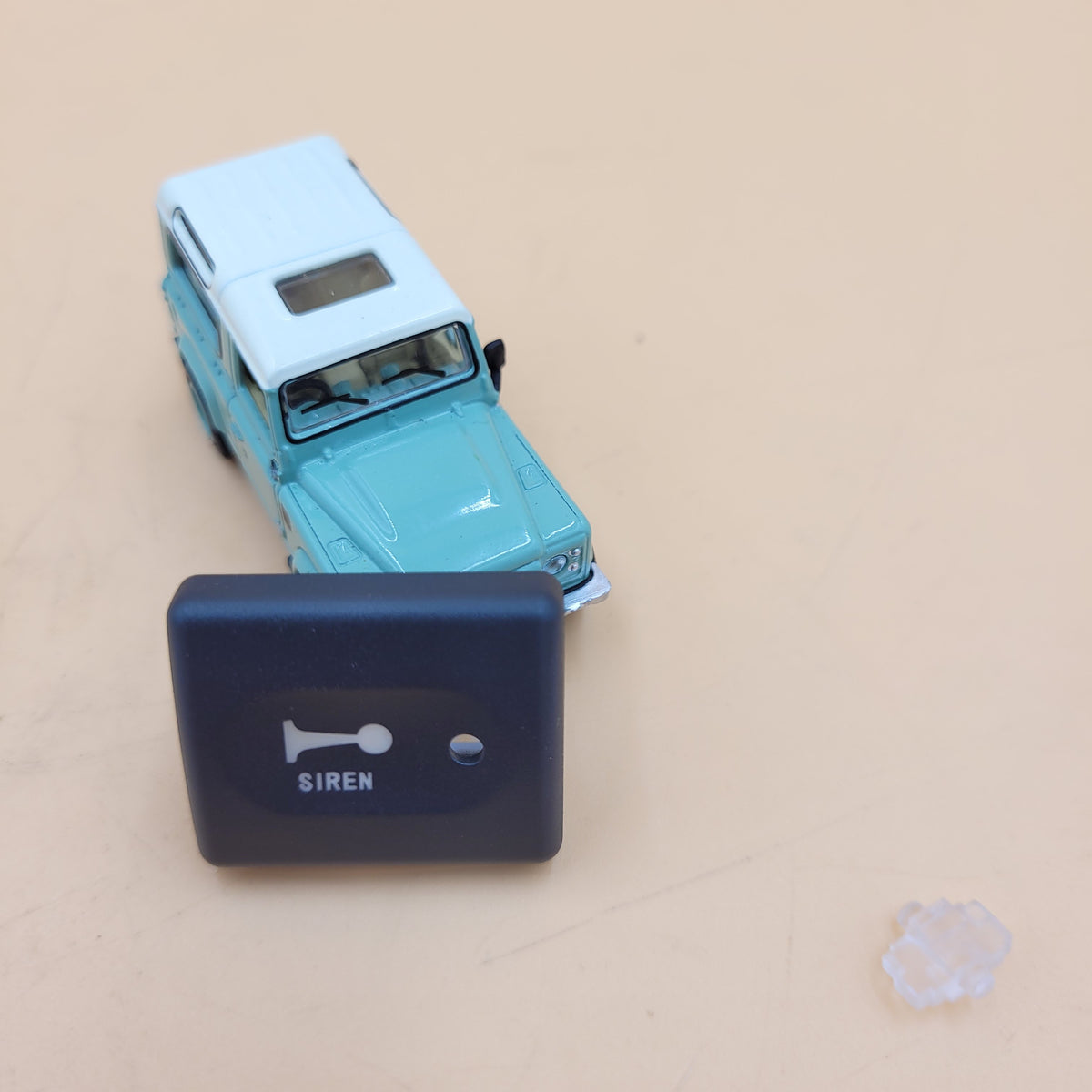 Land Rover Switch Siren/Horn (Face Only) Part BA10310S