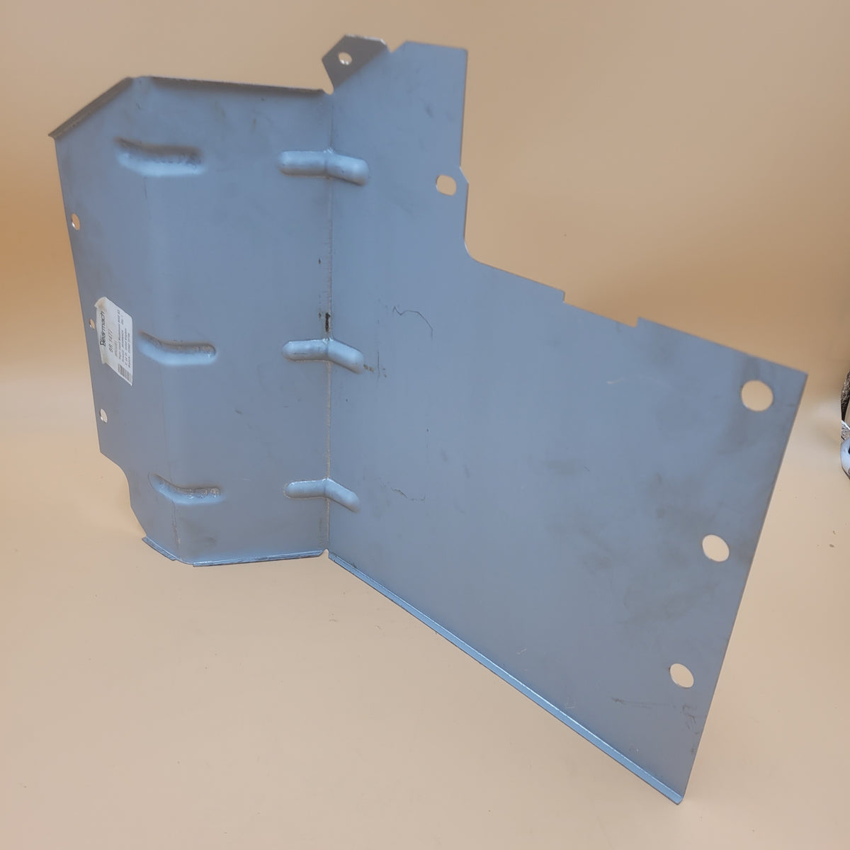 LR SERIES III Front Right Mud Shield Part BR1477 / MRC6081