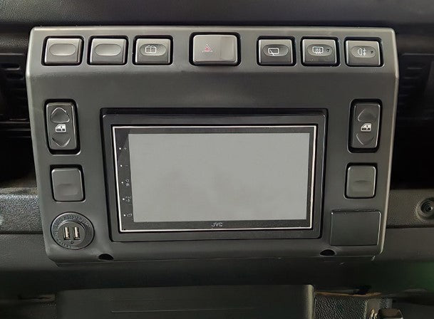 LR DEFENDER 02-06 TD5 BLACK DOUBLE DIN CENTER CONSOLE MUD-0069 / DA2898
