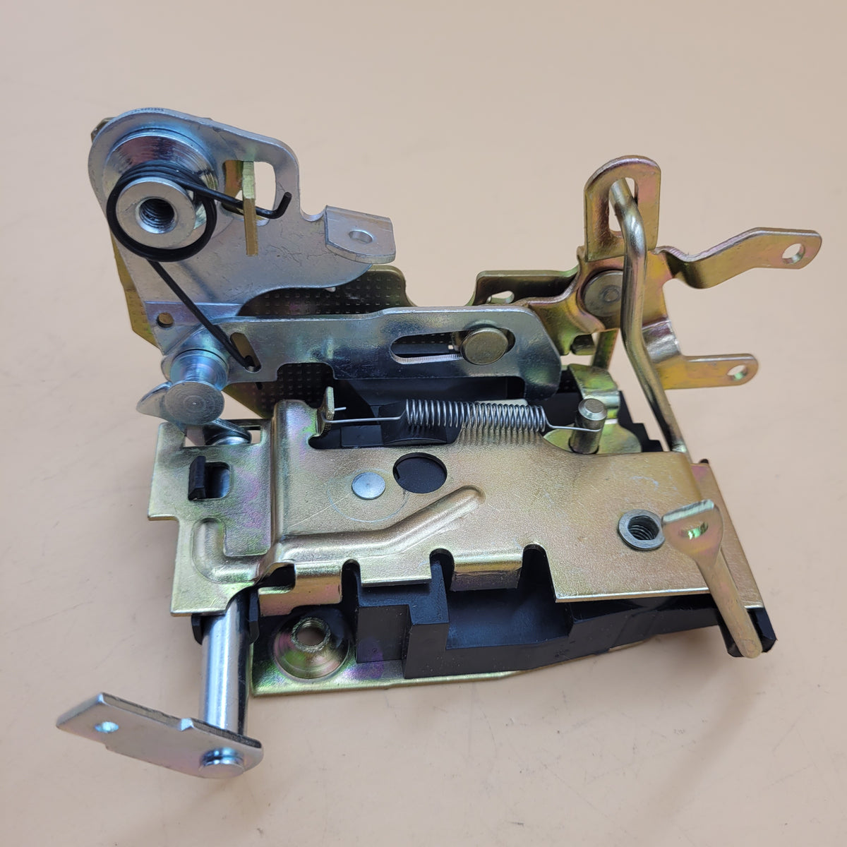 LR DISCOVERY I RR Classic Front Left Hand Door Latch MTC7592