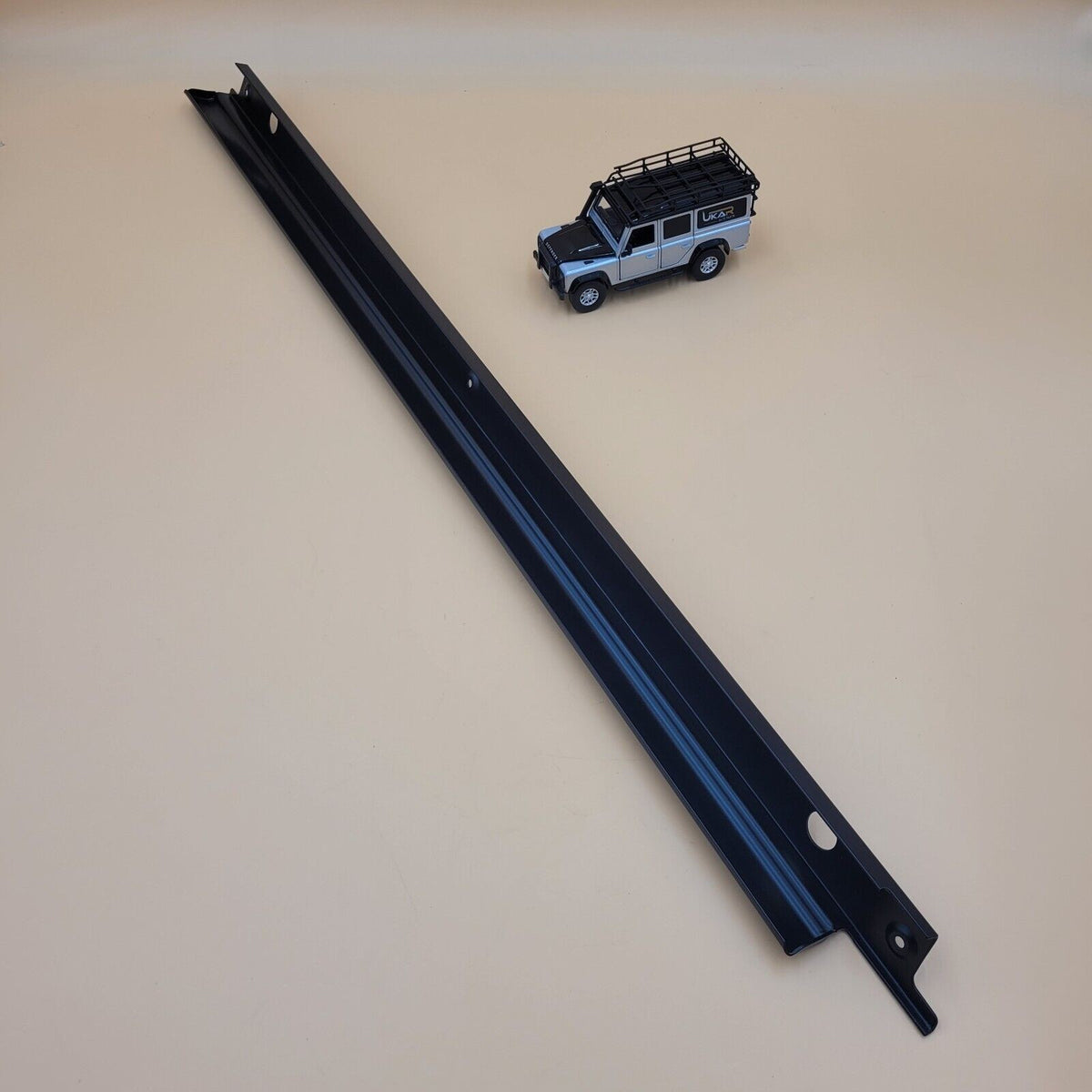 LR SERIES DEFENDER Door Capping for Split Front Left Hand Door RRC5035