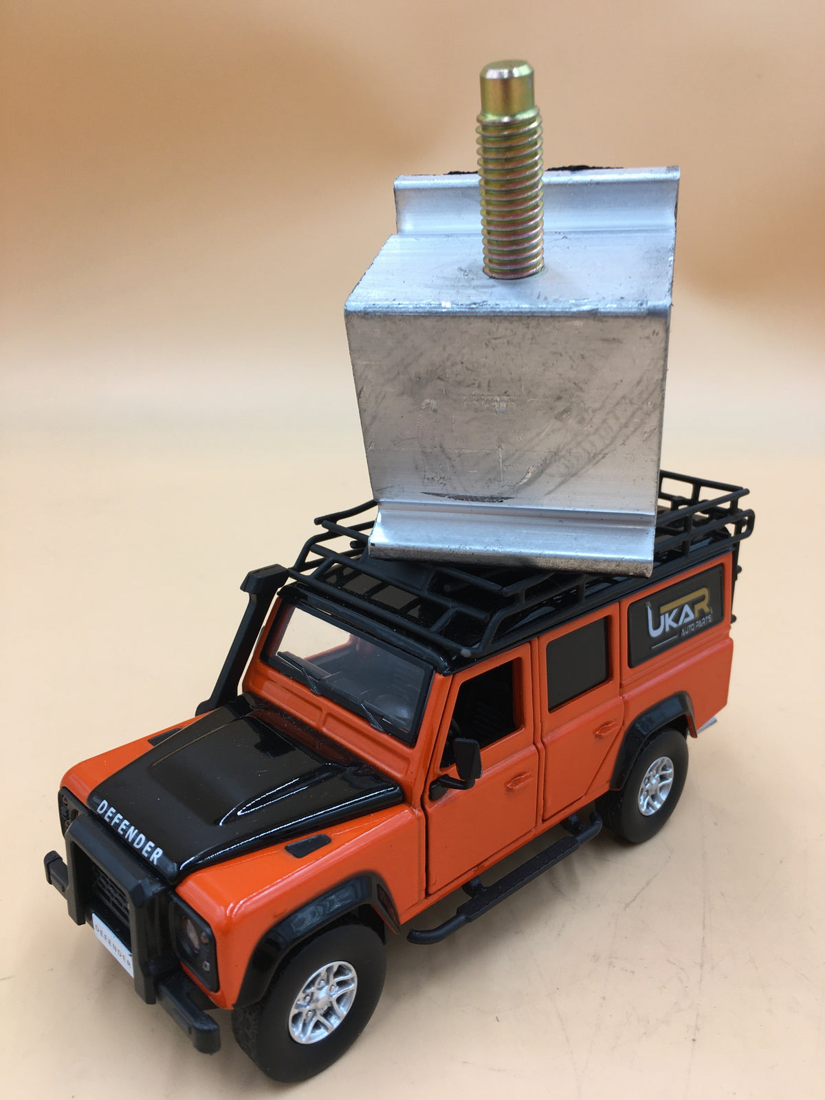 LR DEFENDER 300TDi DISCOVERY I RRC Left Transmission Rubber Mounting ANR3201