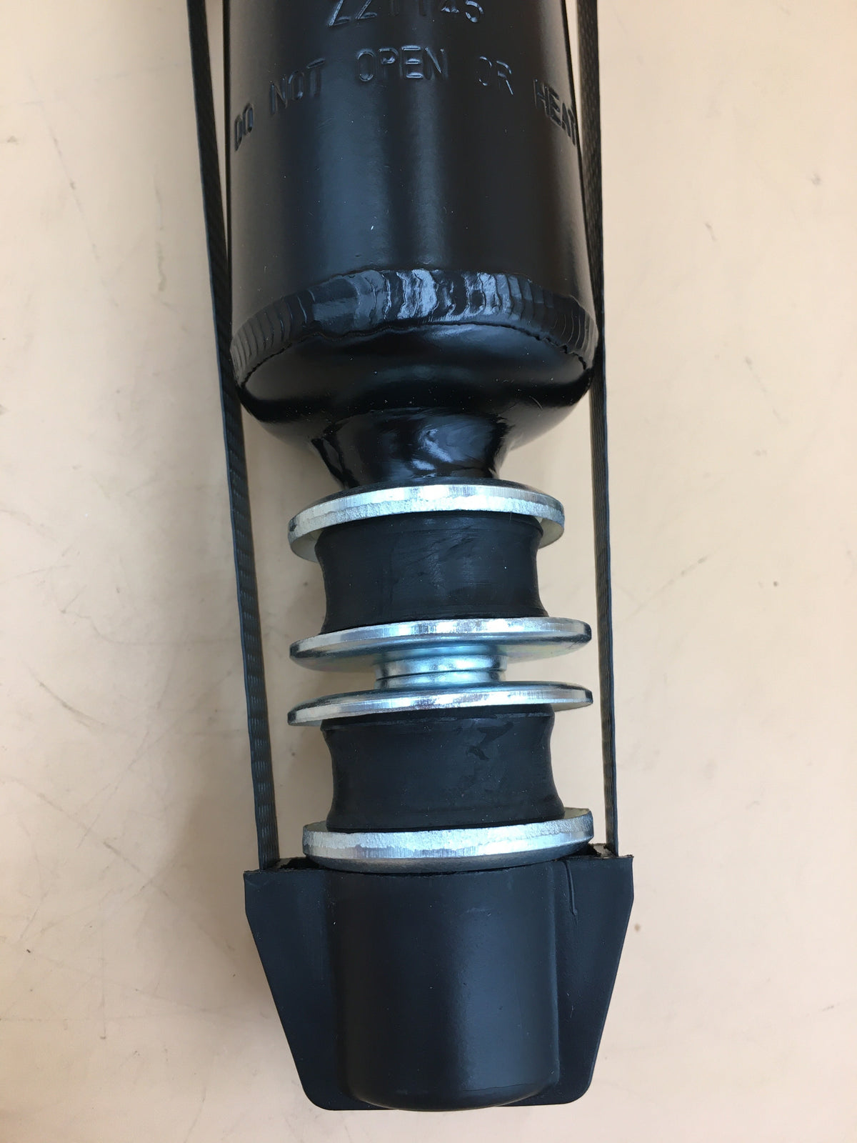LR DEFENDER DISCOVERY RRC Front Oil Shock Absorber Standard BR0645BMG
