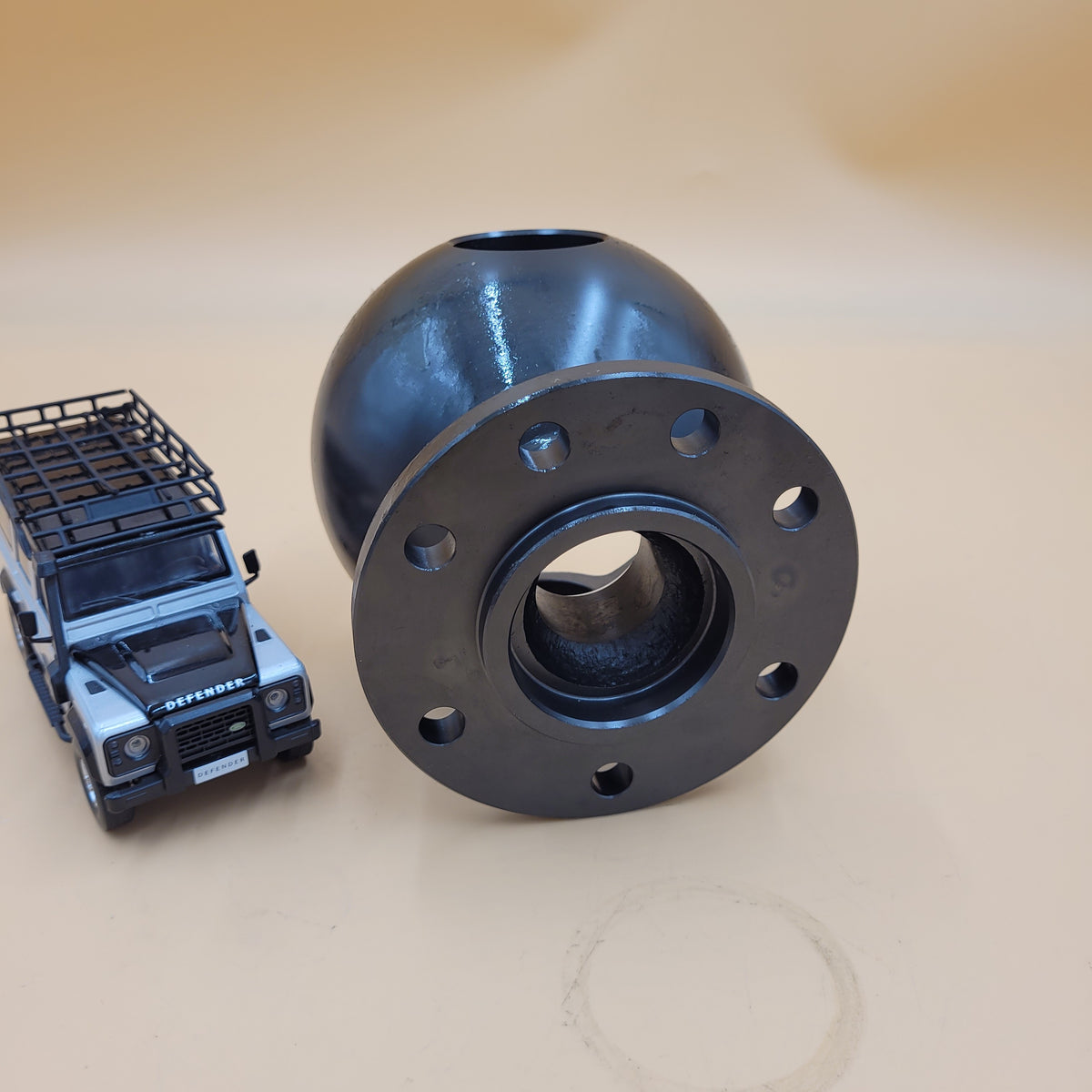 LR DEFENDER 07-16 Swivel Ball Housing Part FTC5366