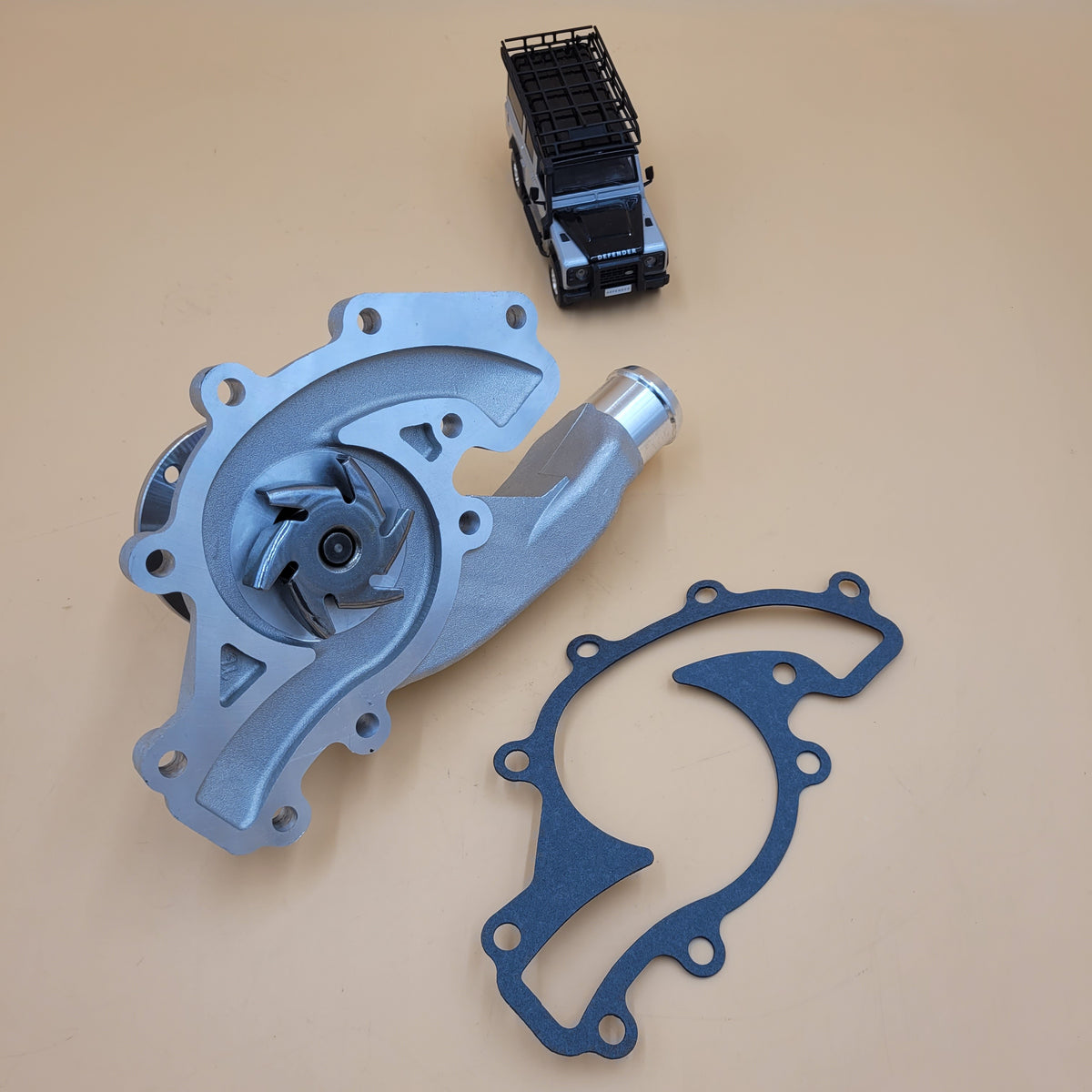 LAND ROVER DISCOVERY 1994 - 2004 3.9L / 4.0L / 4.6L WATER PUMP STC4378