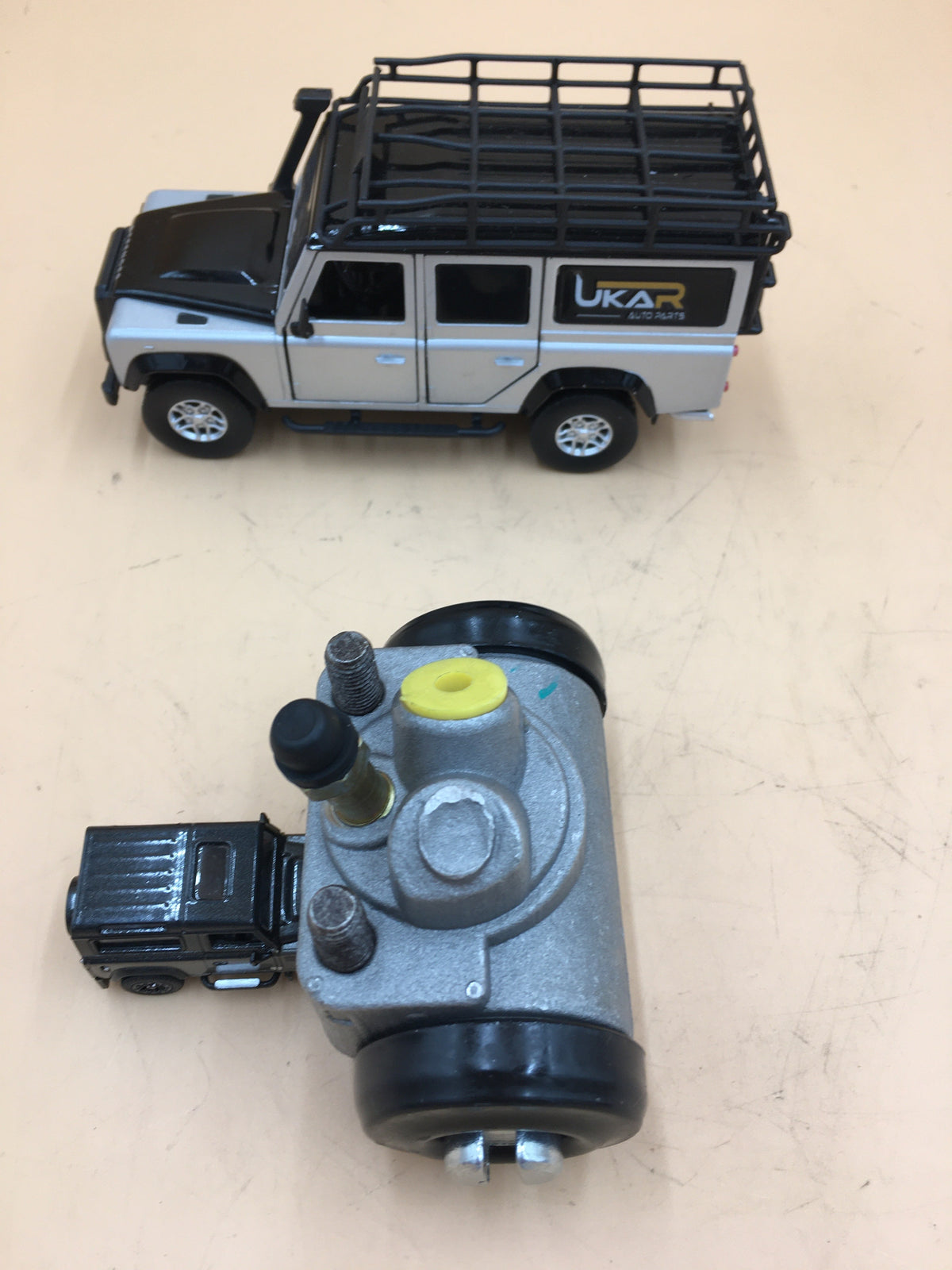 LAND ROVER DEFENDER 130 REAR WHEEL CYLINDER - LEFT HAND SIDE RTC3627