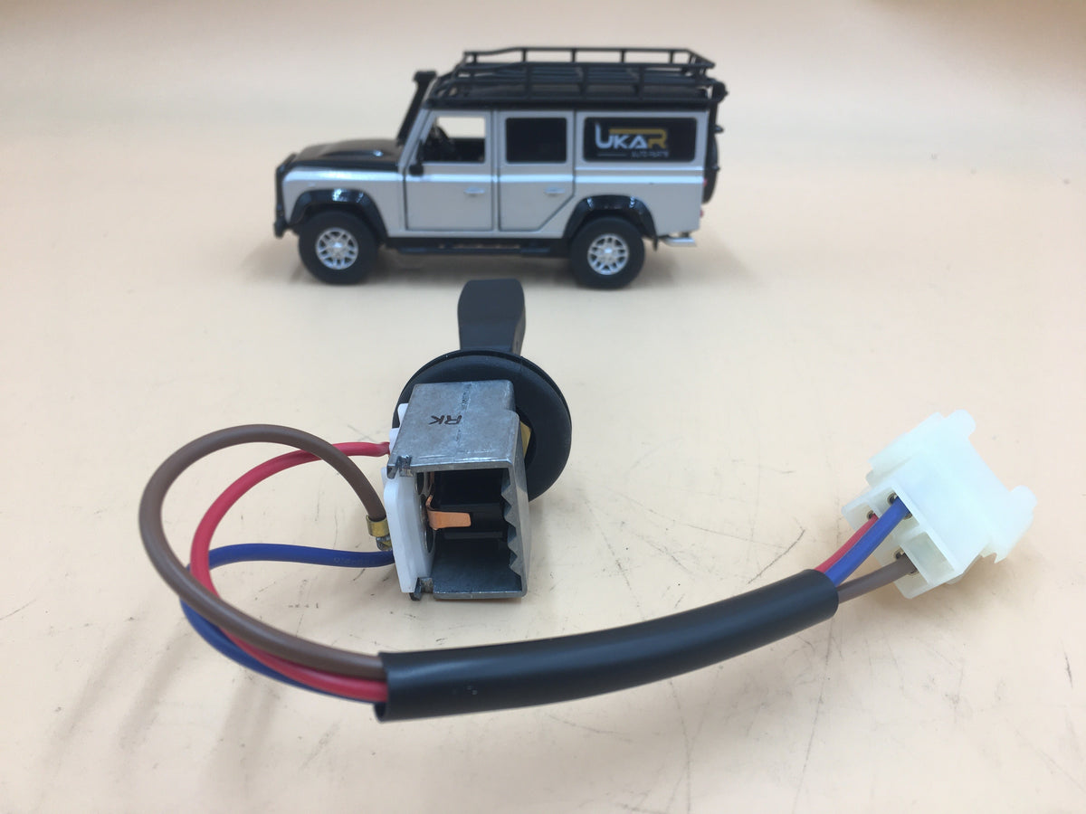 LR DEFENDER -16 Master Lighting Switch Part AMR6104