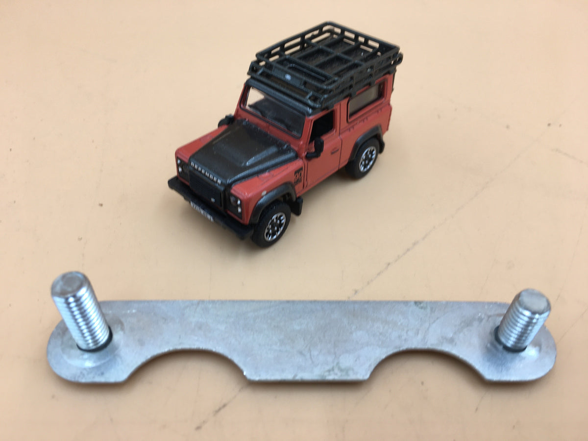 LR DEFENDER Rear End Door Handle Securing Bracket Fits Top & Bottom AFB710250