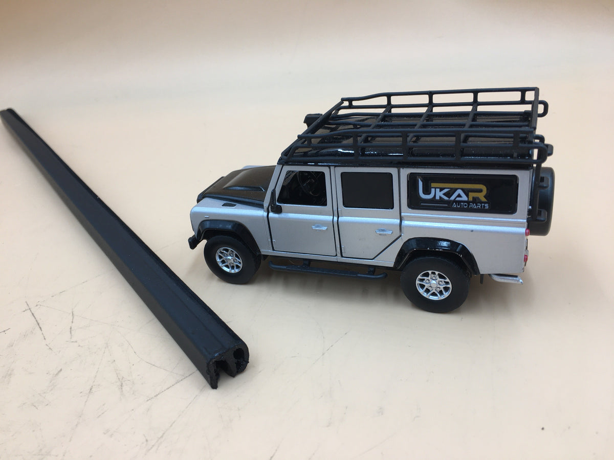 LR DEFENDER -16 Inner Waist Seal For Middle/Rear Side Door MWC1900