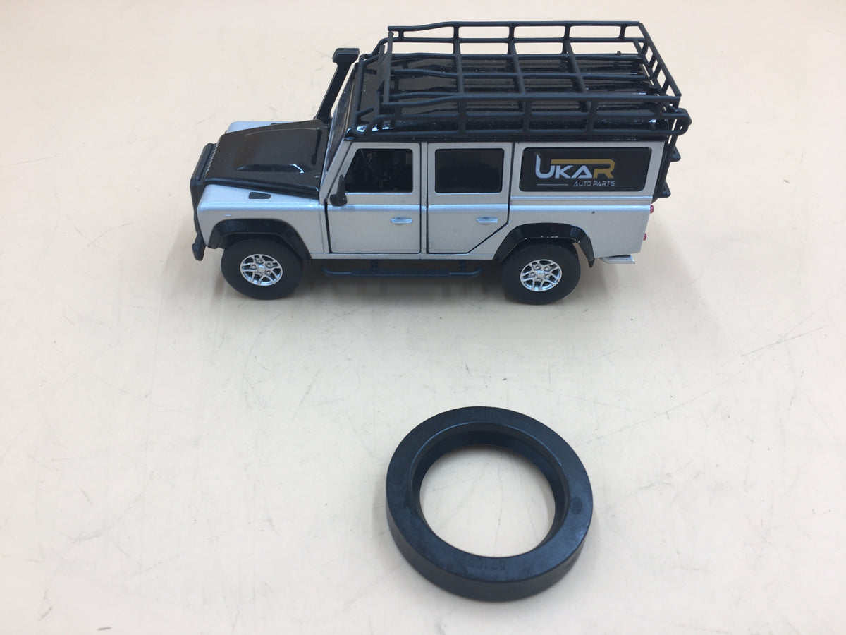 LR SERIES Gearbox Primary Pinion Oil Seal BR3008 / 571059