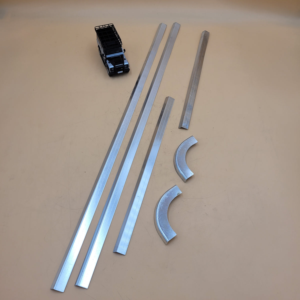 Rear Door Glass Retainer Kit Part BA1900 / LR14C