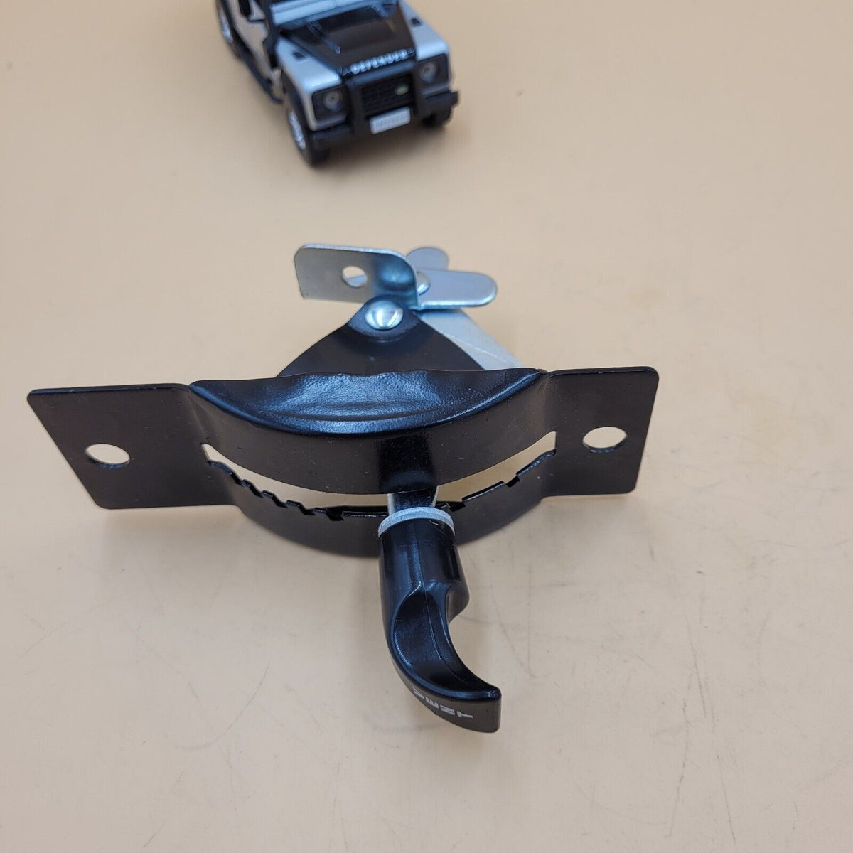 LR SERIES III DEFENDER -01 Bulkhead Vent Adjuster Lever Knob & Assembly 346576