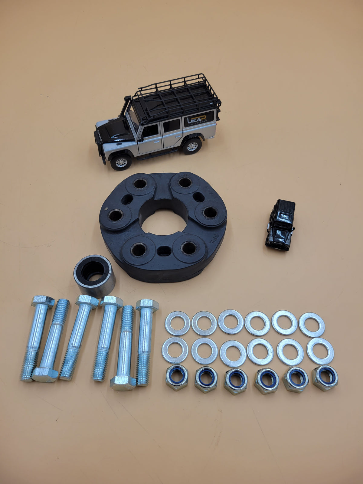 LR DISCOVERY 1 89-99 RUBBER REAR PROPSHAFT FIХING RING KIT TVF100010B