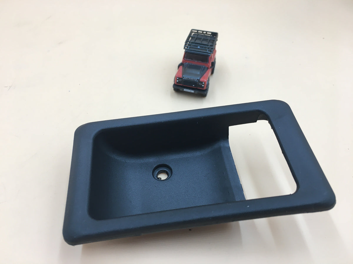 Land Rover Defender 90 110 130 Interior Door Handle Bezal Right RH DBP6532PMA