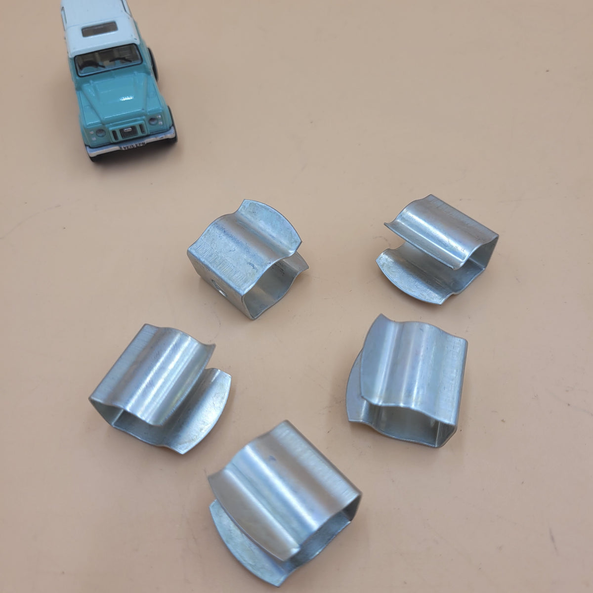 Land Rover Defender 1987 - 2006 Clip part MRC7623G OEM set by 5