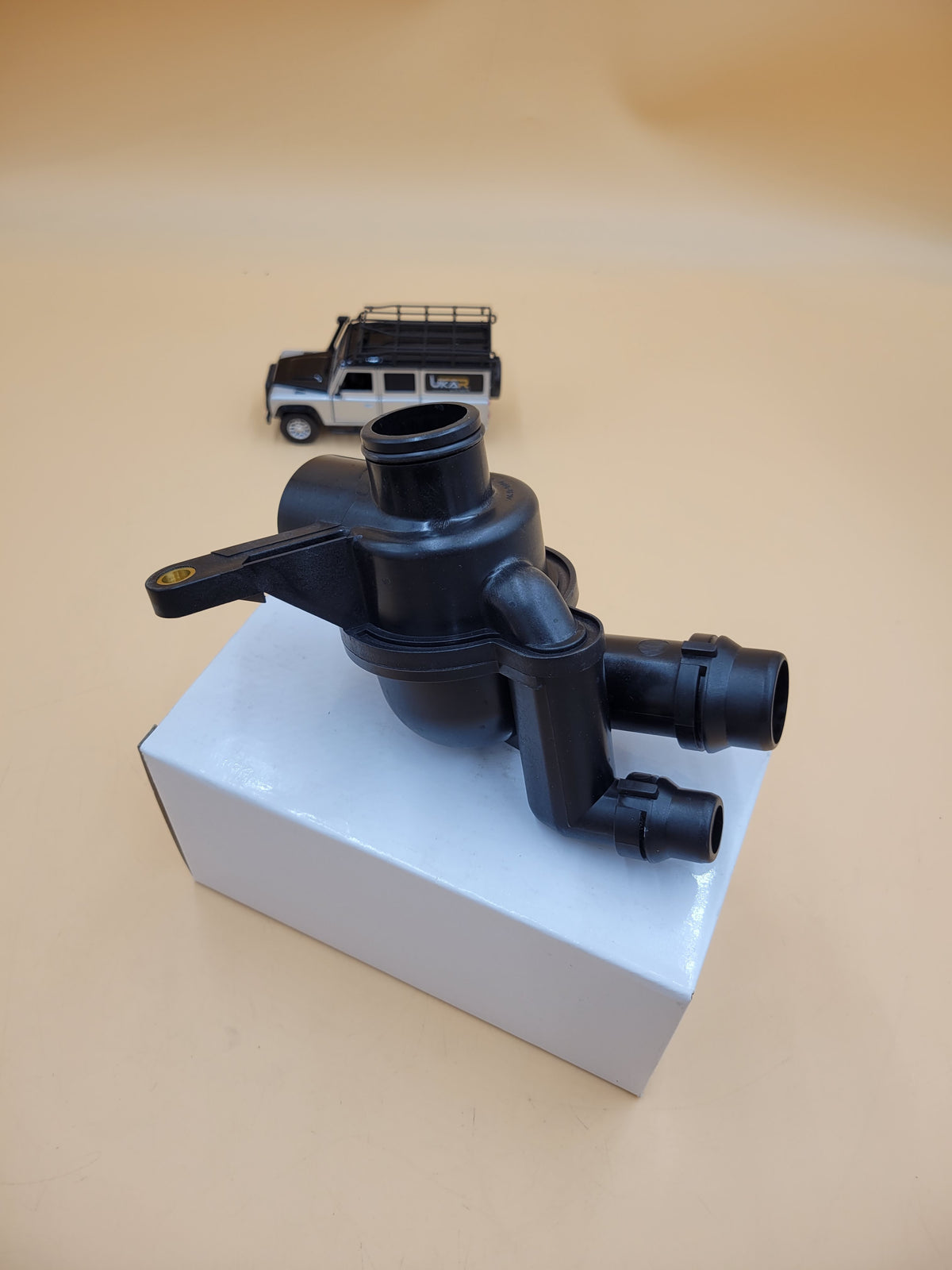 LAND ROVER FREELANDER 2002-2005 2.5L V6 OEM THERMOSTAT WITH HOUSING PEM000030