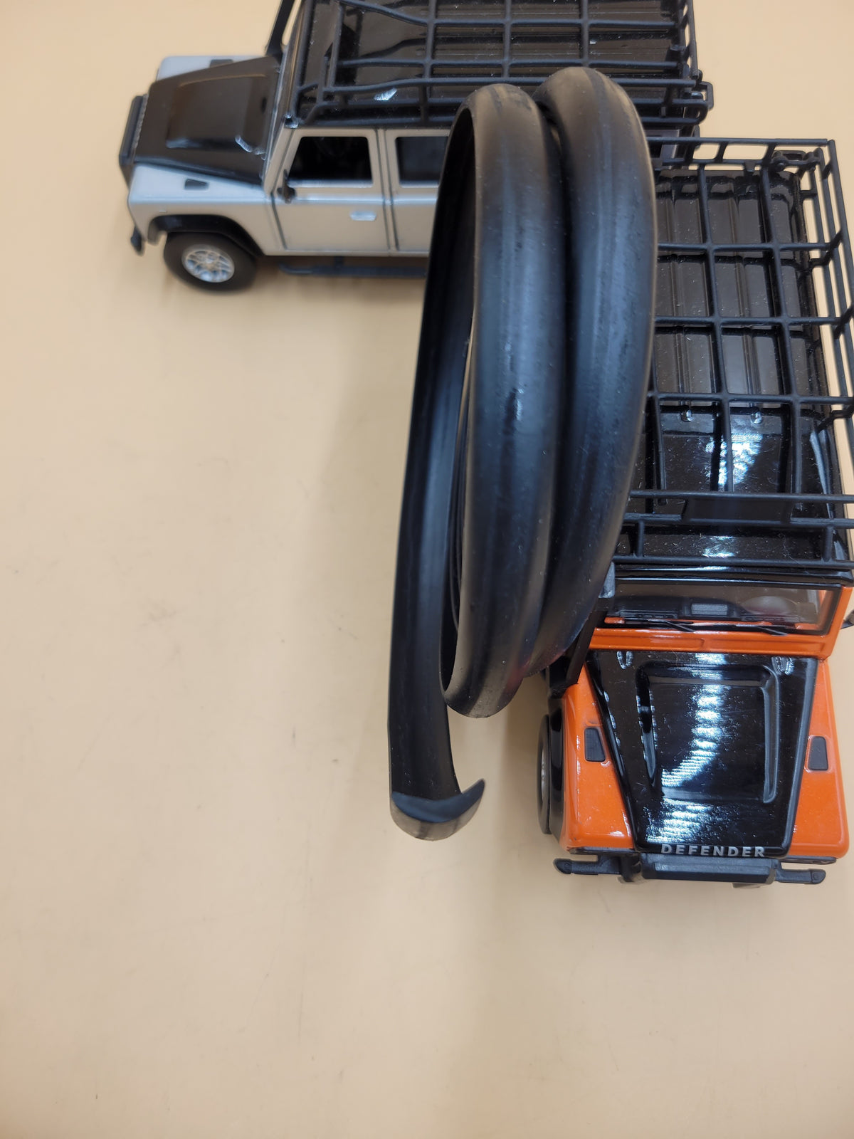 LR DEFENDER -06 Side Window Filler Strip Seal MUC1005