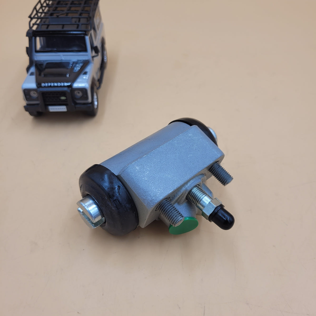 LAND ROVER DEFENDER 130 REAR WHEEL CYLINDER - LEFT HAND SIDE RTC3627