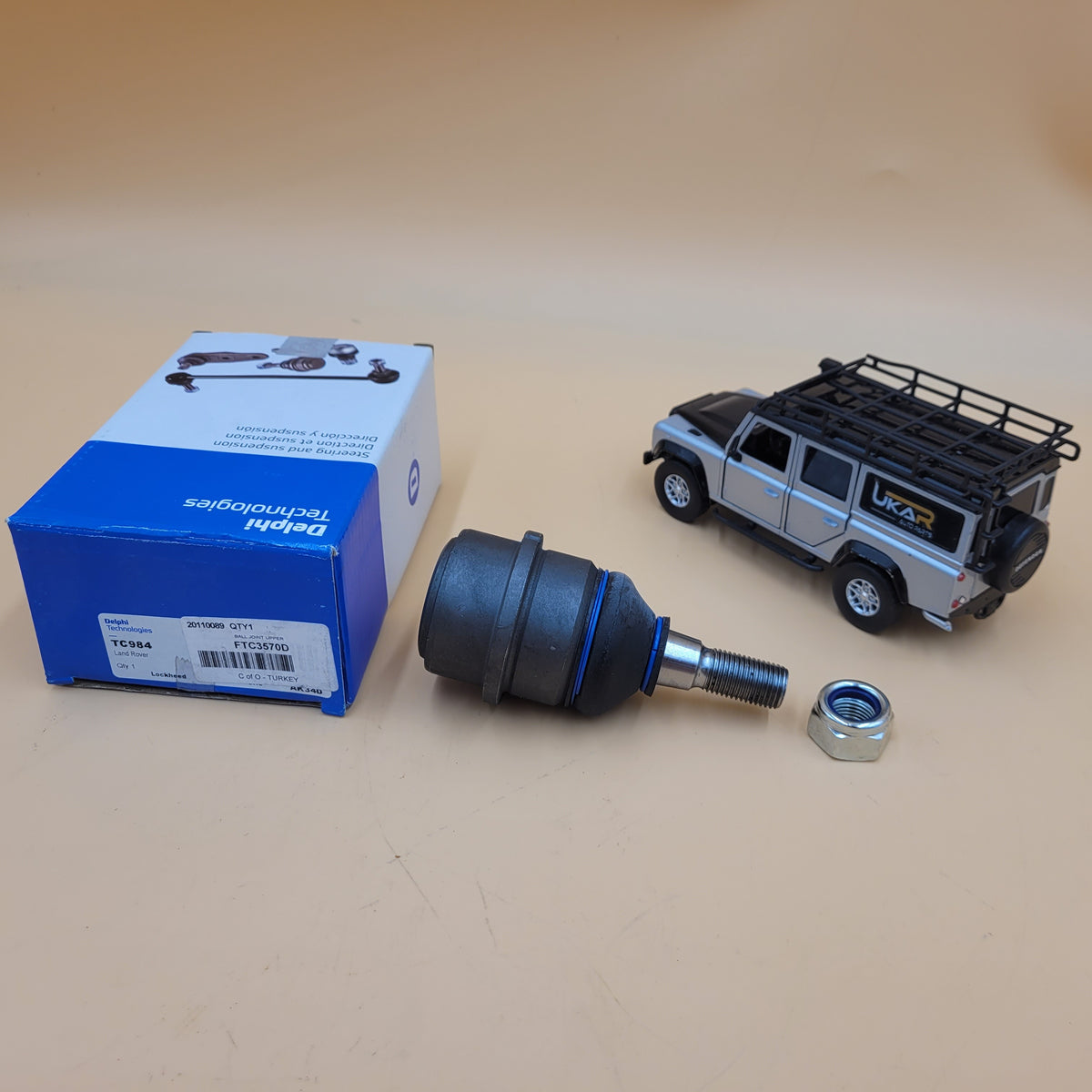 LR DISCOVERY II RR Classic P38 Upper Ball Joint Part FTC3570D