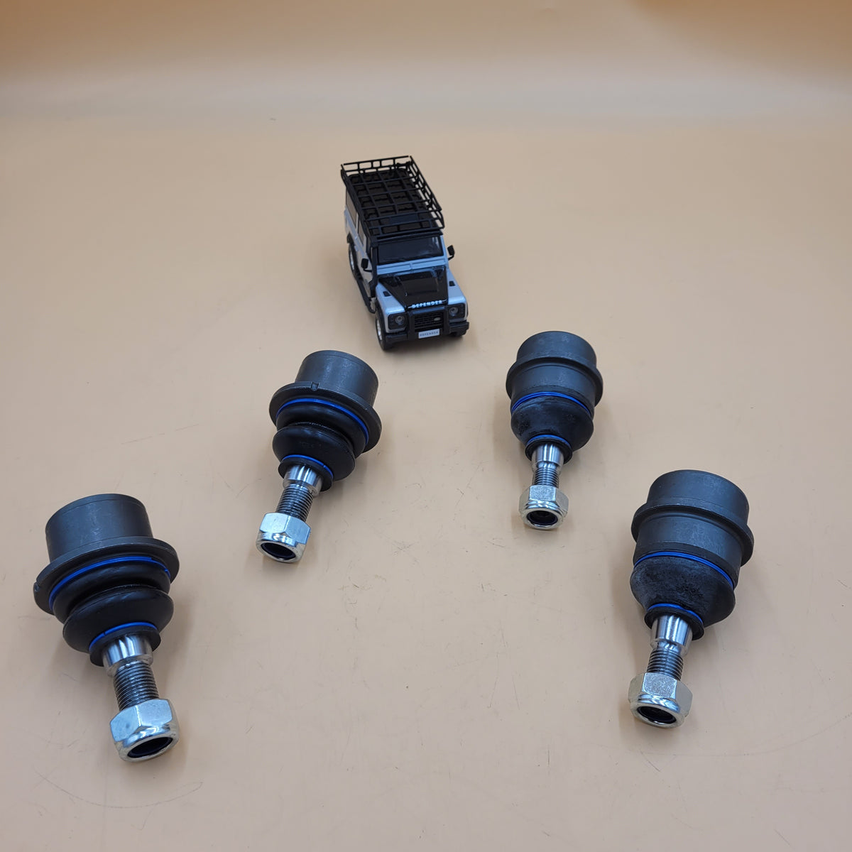 LAND ROVER RANGE ROVER P38 95-02 UPPER & LOWER BALL JOINT SETx4 FTC3570 &FTC3571