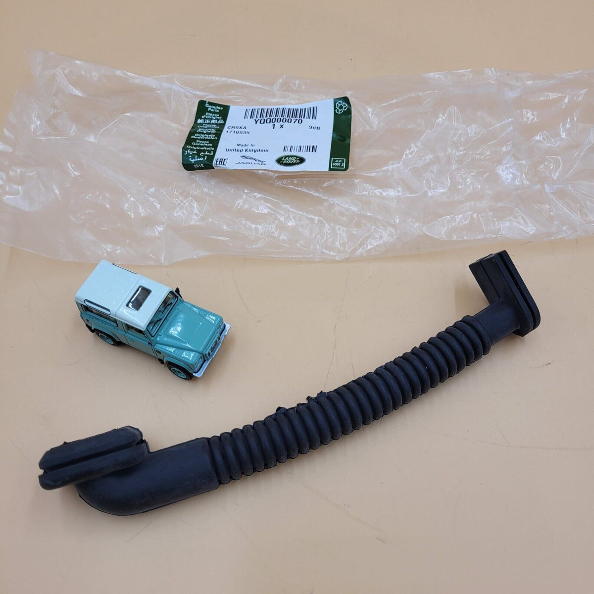 LR DEFENDER 02-16 FRONT/REAR DOOR WIRING GROMMET CABLE GAITER COVER YQQ000070LR