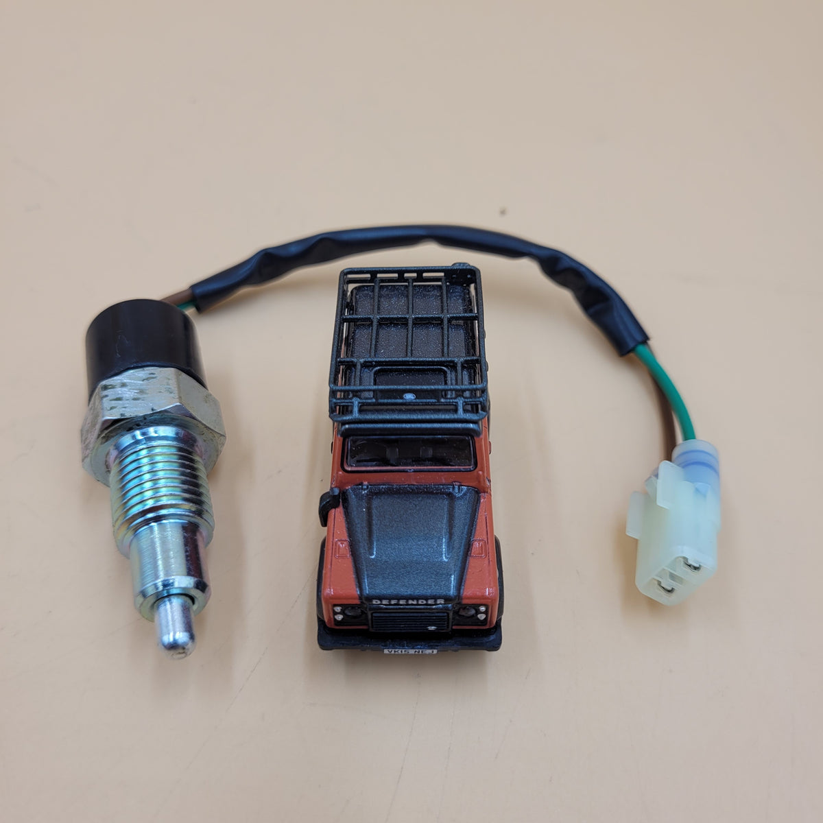 LR DEFENDER -16 DISCOVERY II Hi/Low Transfer Box Switch IGM500011