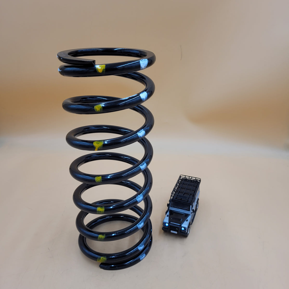 Defender 110/130 Front Passeneger HD Coil Spring (Yellow/White) NRC9449