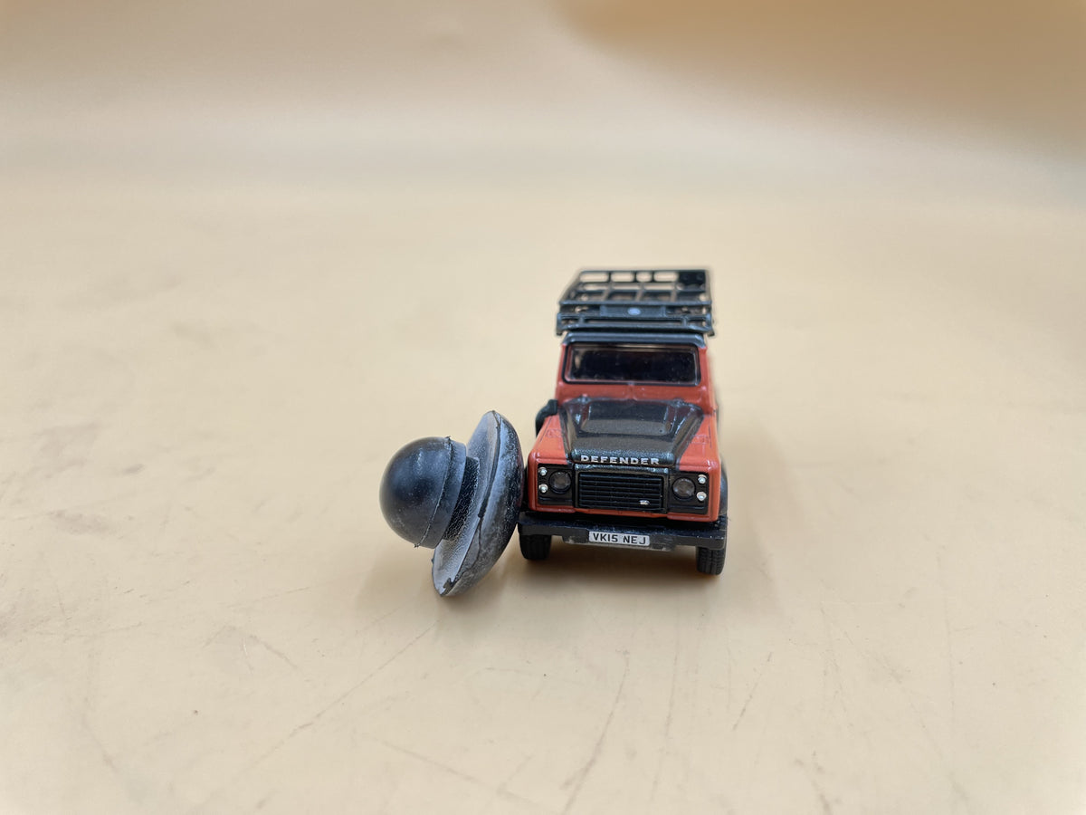 LR DEFENDER -16 Blanking Plug Seat Frame Part 331083