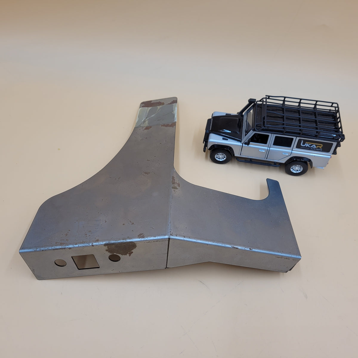 LR SERIES DEFENDER Left Bulkhead Repair Corner BA2031L