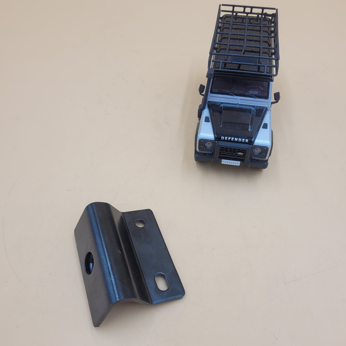 Land Rover Series & Defender Bracket Cap Top Mounting To Seat Bulkhead 336577