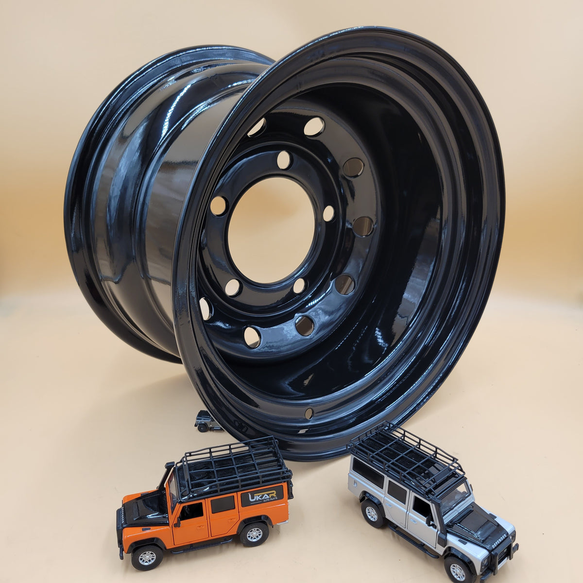 Land Rover 15" x 10 5/165.1 ET-32 CB125 Black Modular Steel Wheel BA014D