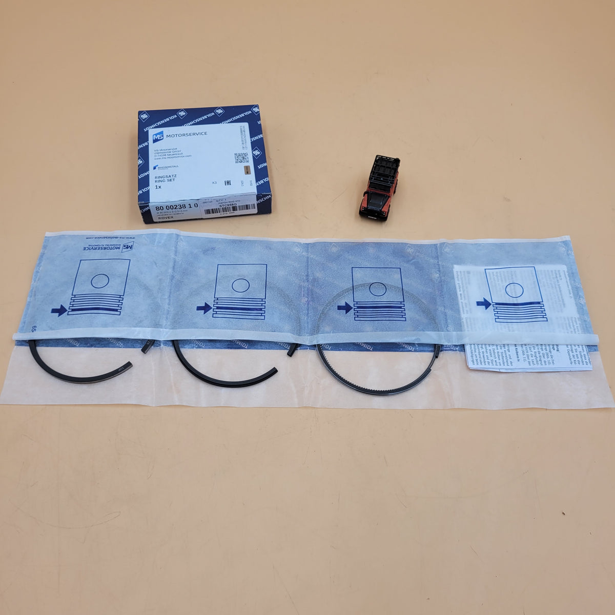LR DEFENDER DISCOVERY RR Classic 300TDi Piston Ring Set For One Piston STC958