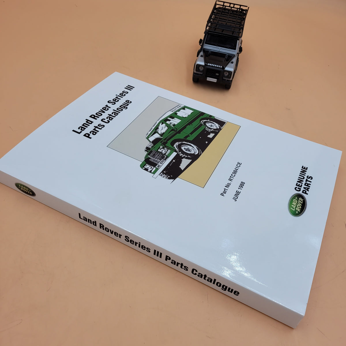 LR SERIES III Parts Catalogue RTC9841CE
