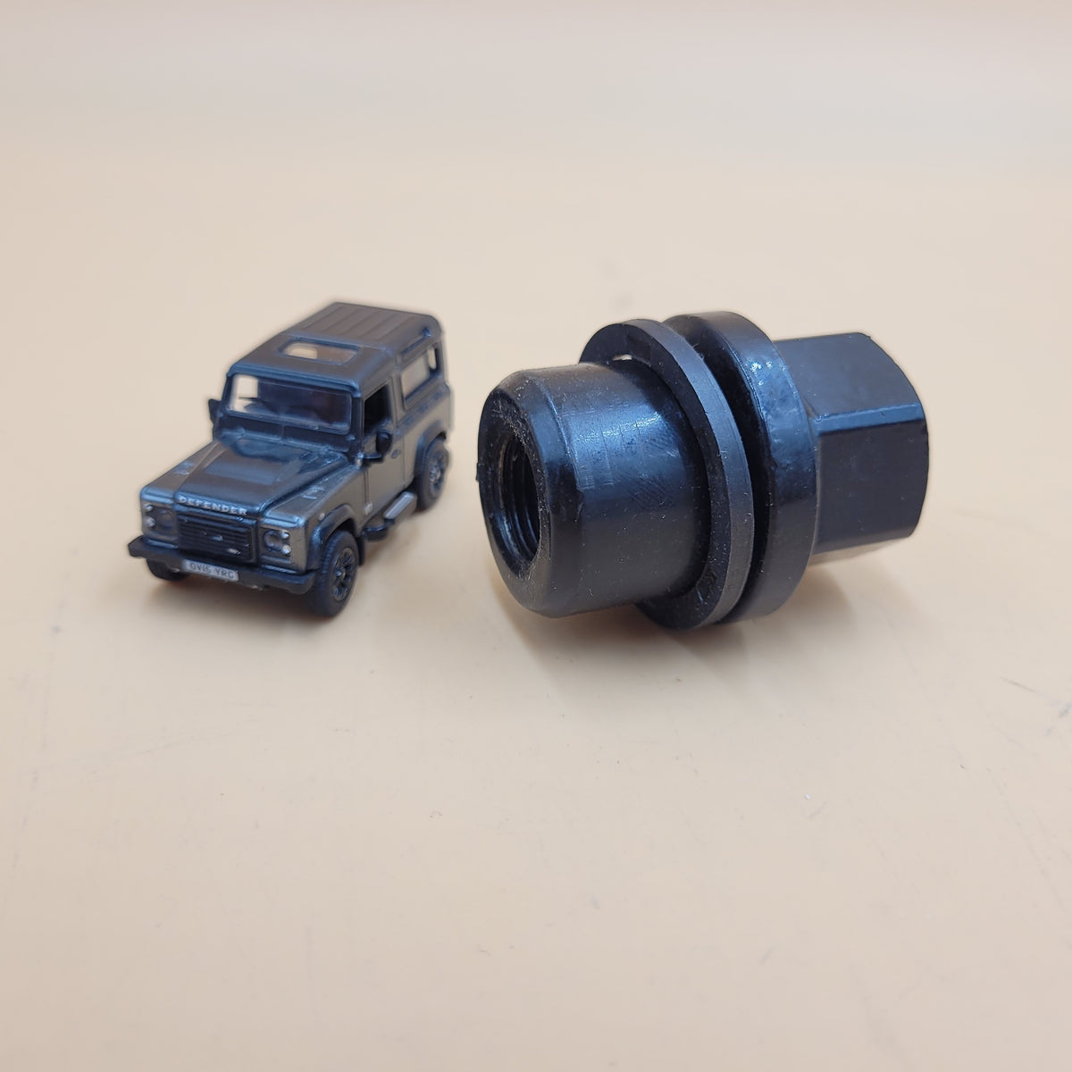 LR DEFENDER -06 /DISCOVERY I/RR Classic Gloss Black Wheel Nut Part BR1445B NRC7415B