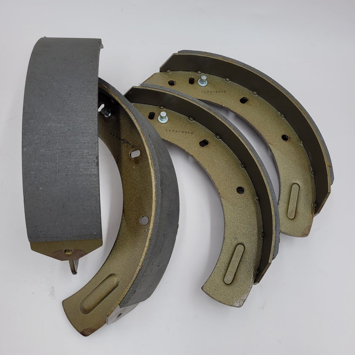 LR SERIES 109' FRONT BRAKE SHOES Part STC3944