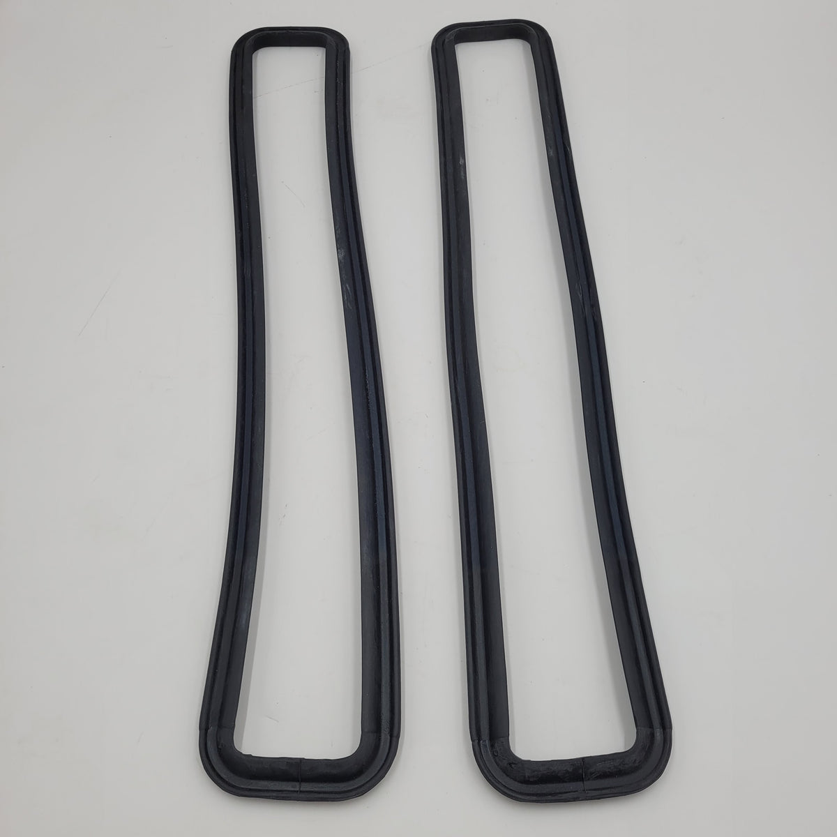 LR SERIES DEFENDER Rubber Style Vent Seal MUC4299 SET X2