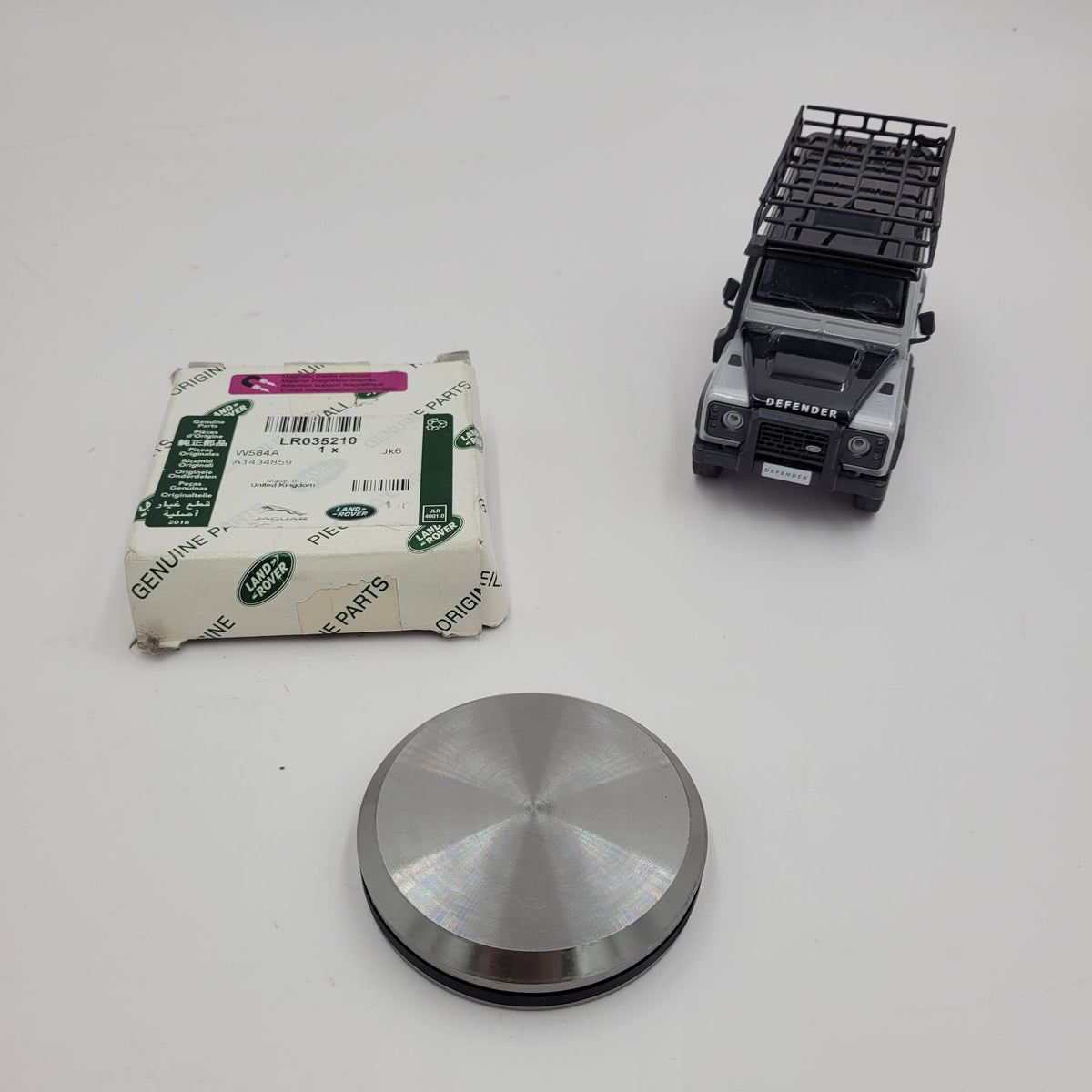 LR DEFENDER 07-16 Steering Box Cover Plate GENUINE LR035210