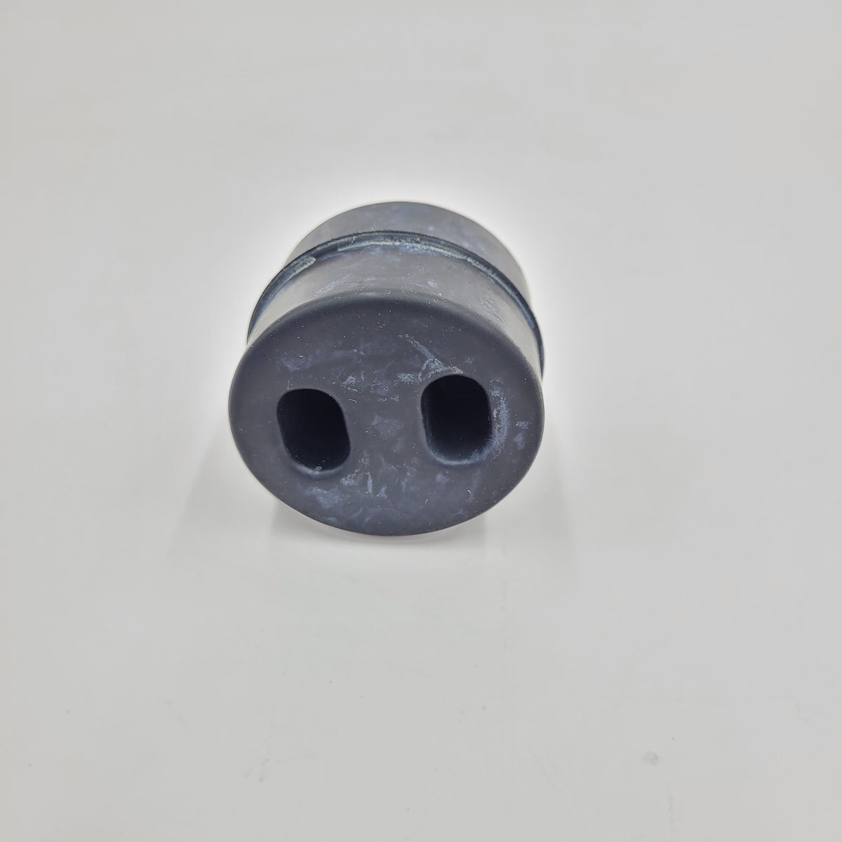 LR DEFENDER -06 DISCOVERY I RRC -94 Rubber Exhaust Support Mount NTC5582