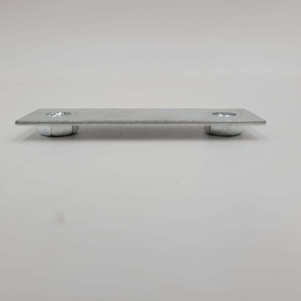 LR DEFENDER -16 Front/End Door Nut Plate for Striker Support Bracket AHR710260