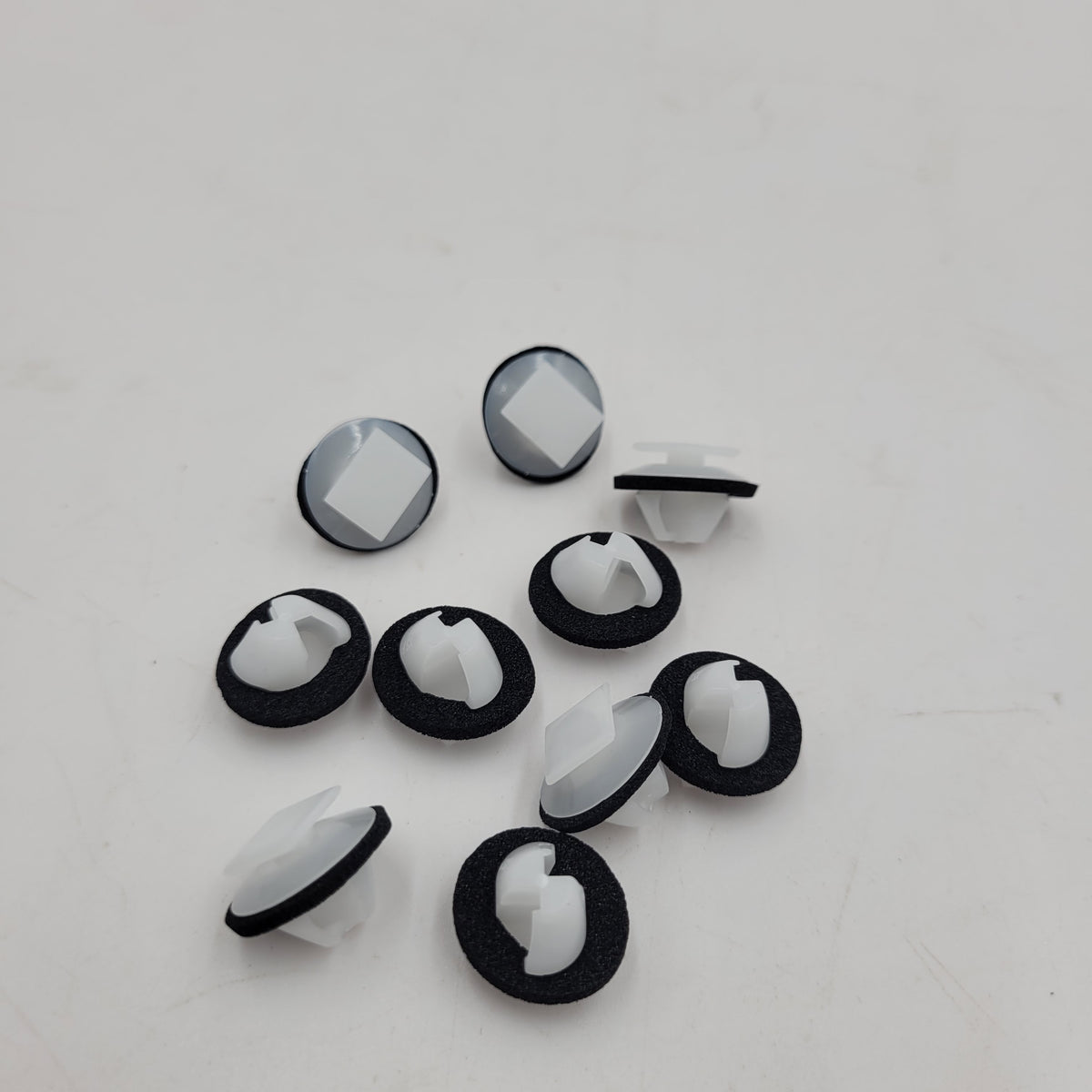 LR DISCOVERY SPORT RR Evoque Wheel Arch Clip LR032984 SET X10