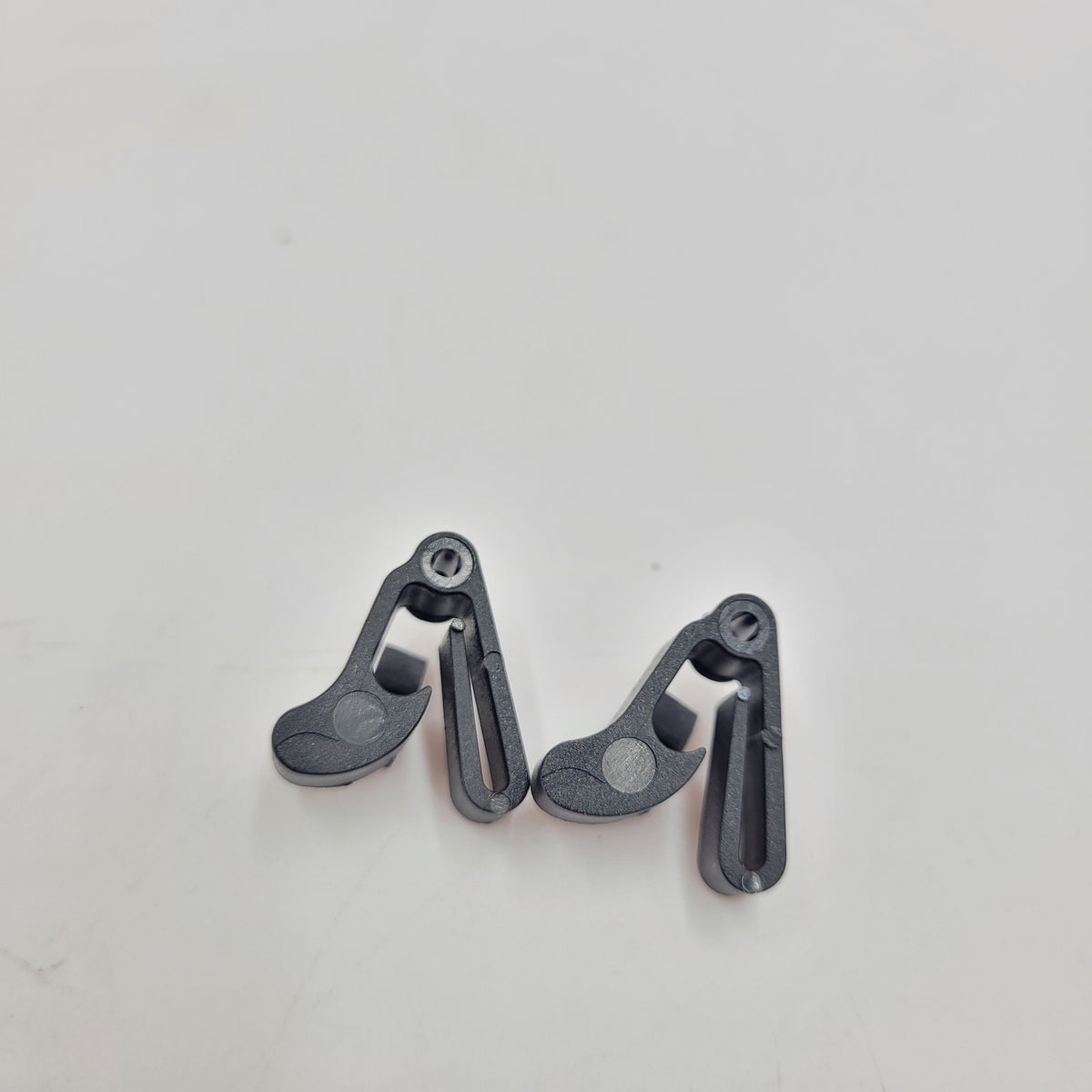 Land Rover Discovery 2 / Range Rover P38 - fuel door latch set of two OEM BPX700010