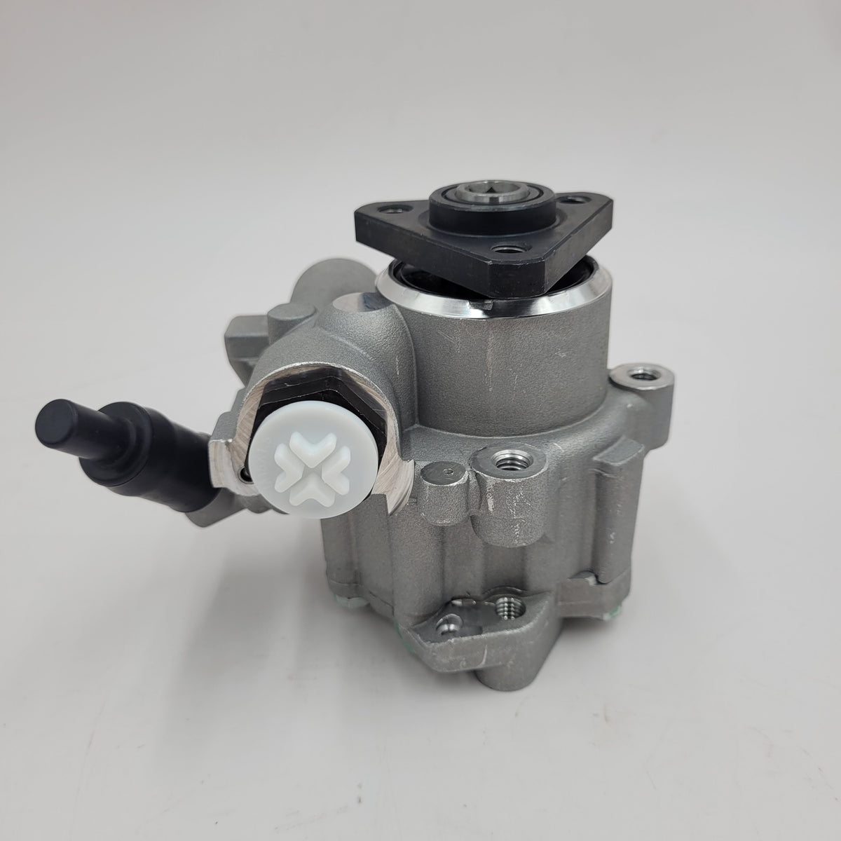 Defender/Discovery 1/Classic 300TDi Power Steering Pump Part ANR2157